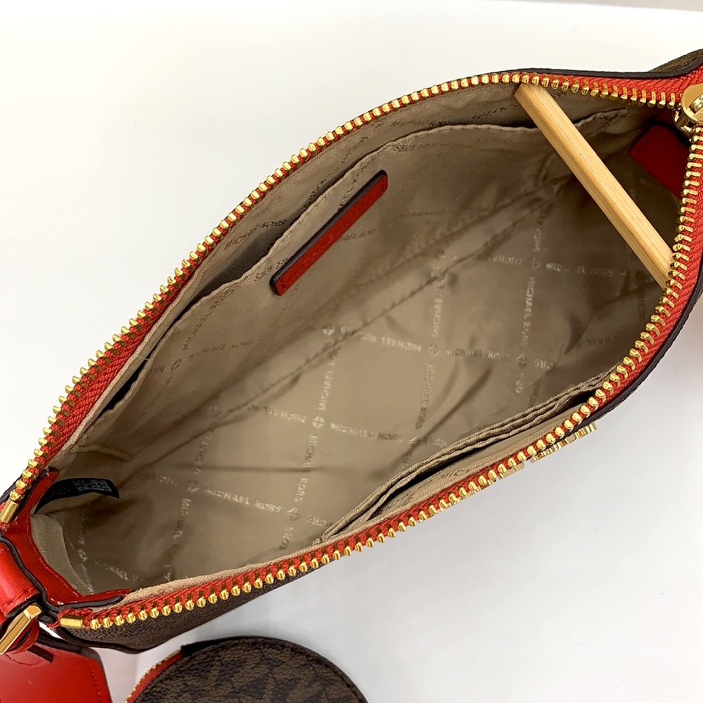 Michael Kors Jet Set Travel Small Crossbody w Tech Attch Flame/Brown signature - Picture 14 of 16